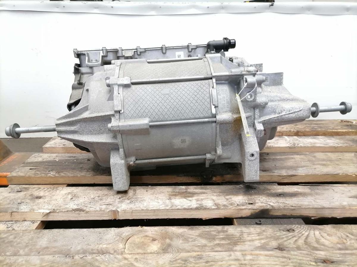 Audi Q4 eTron original Elektromotor EBJA Bj.2022